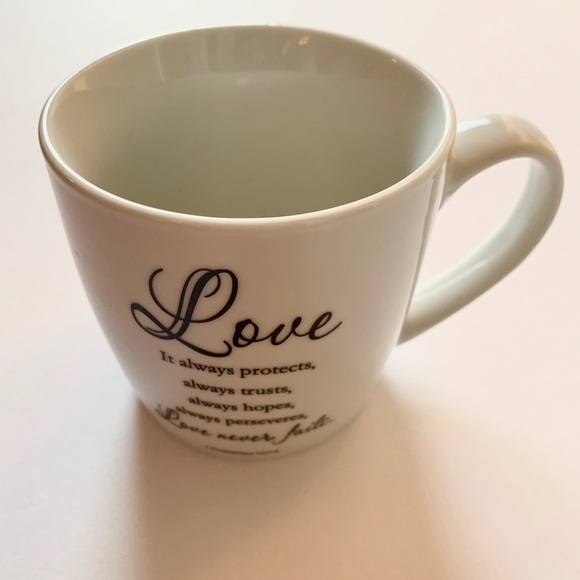 Home Essentials Mug - Picture 3 of 6